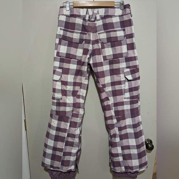 BURTON 'Stow Cargo' Snowboard Pants - Picture 3 of 8